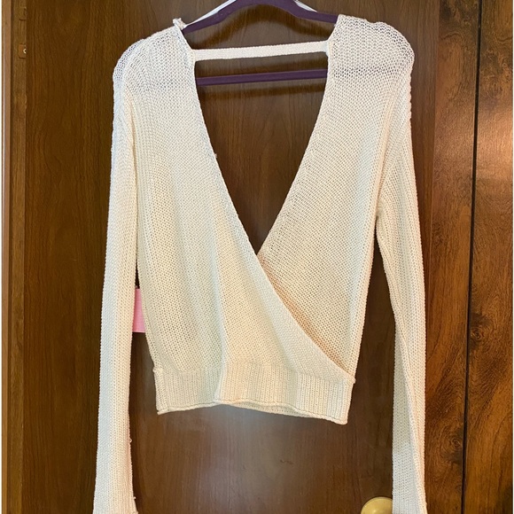 Forever 21 Deep V-Neck sweater - Picture 5 of 8